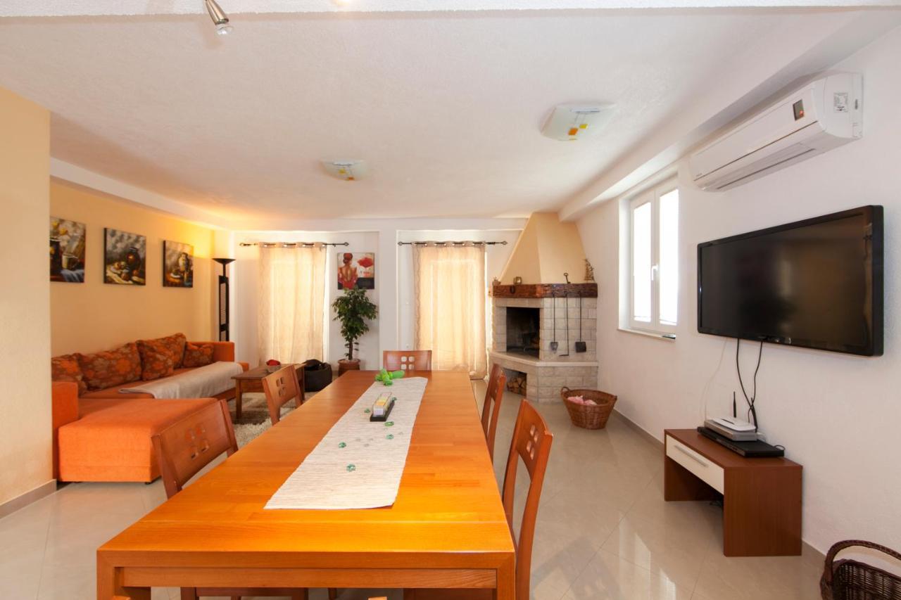 Villa Intrada Brela Luaran gambar